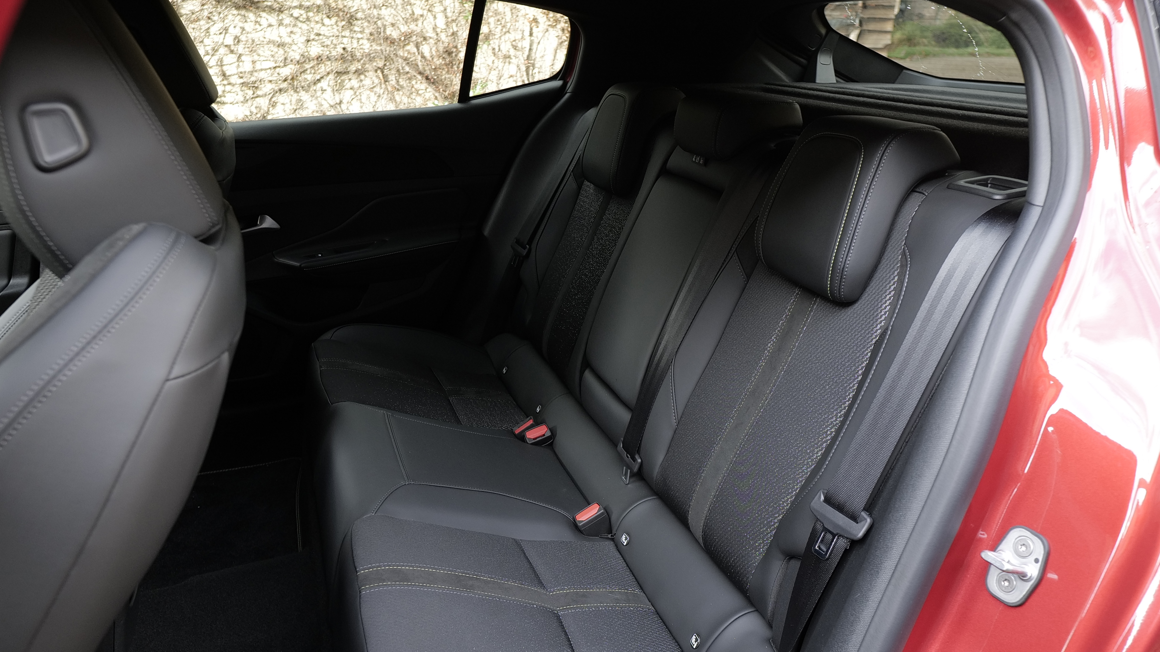 PEUGEOT E-408 ELECTRIC FASTBACK 154kW GT 58kWh 5dr Auto